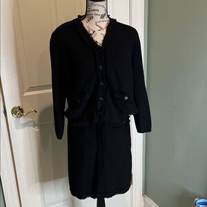 Adrianna Papell Black Two-Piece Skirt Suit